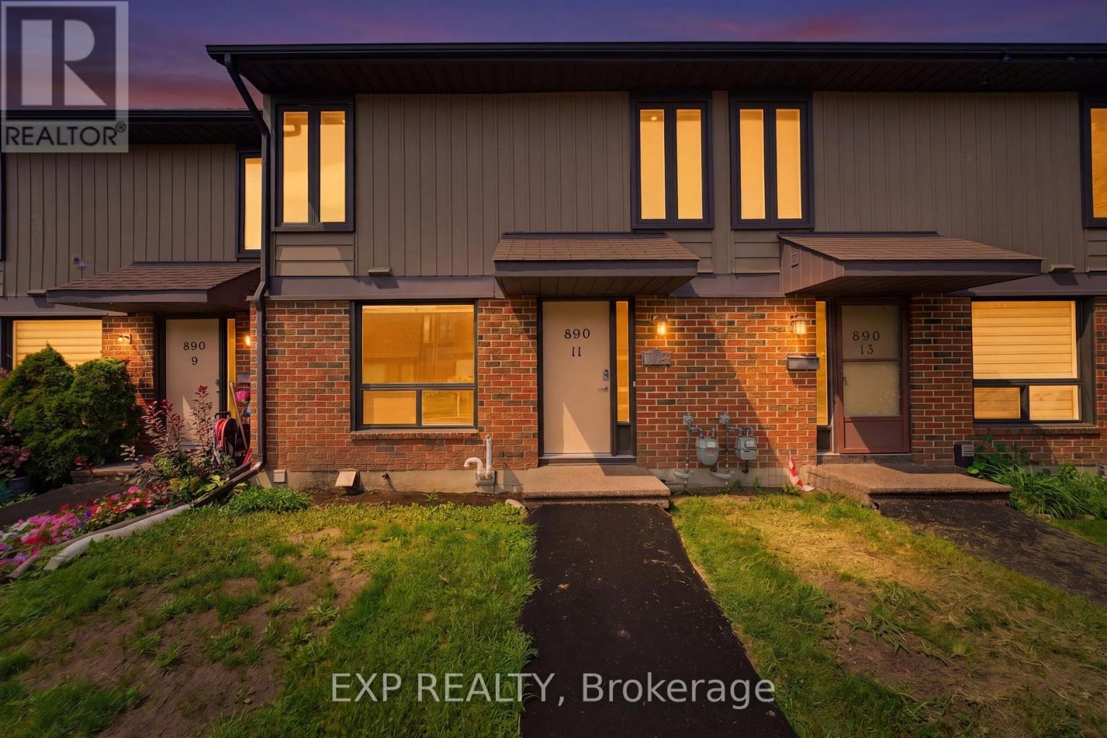 11 - 890 CAHILL DRIVE W, Ottawa, Ontario