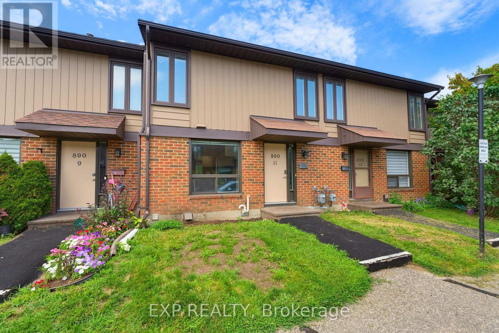 11 - 890 Cahill Drive W, Ottawa, Ontario  K1V 9A4 - Photo 2 - X13651214