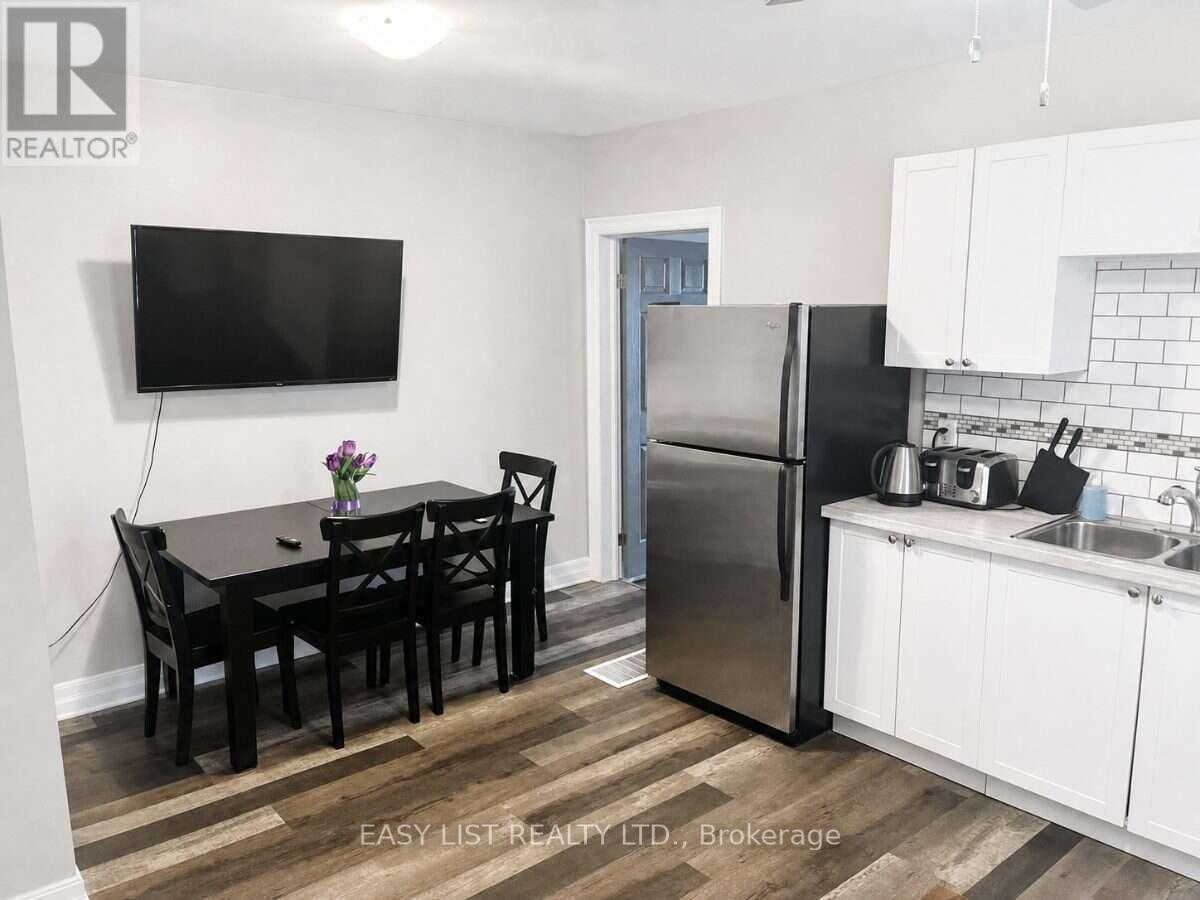 205 Marier Avenue, Ottawa, Ontario  K1L 5R6 - Photo 7 - X13651230