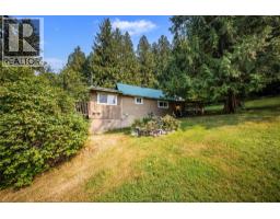 1562 Arrow Lakes Drive, Castlegar, British Columbia