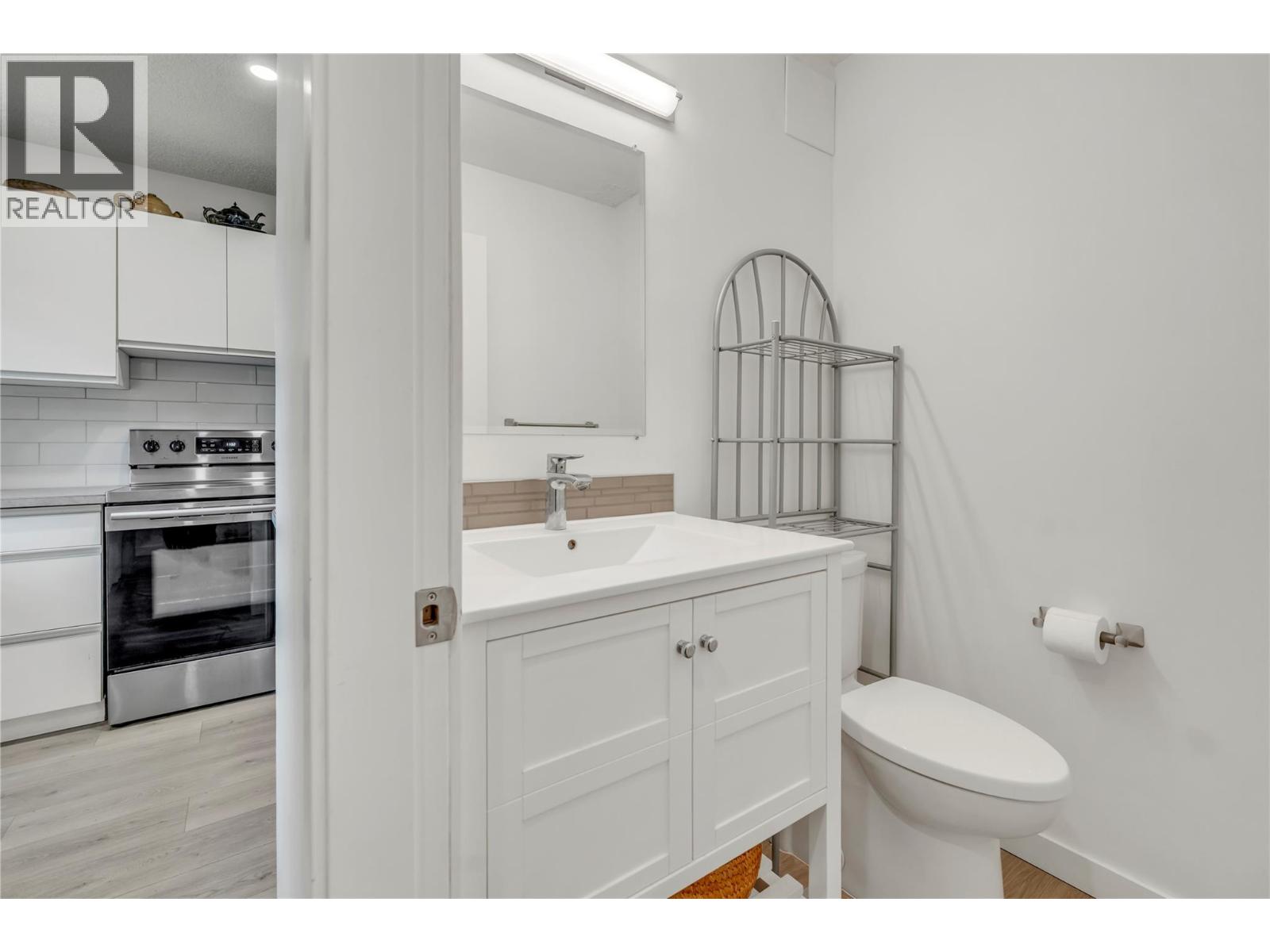 310 Yorkton Avenue Unit# 13, Penticton, British Columbia  V2A 6Z8 - Photo 5 - 10387630