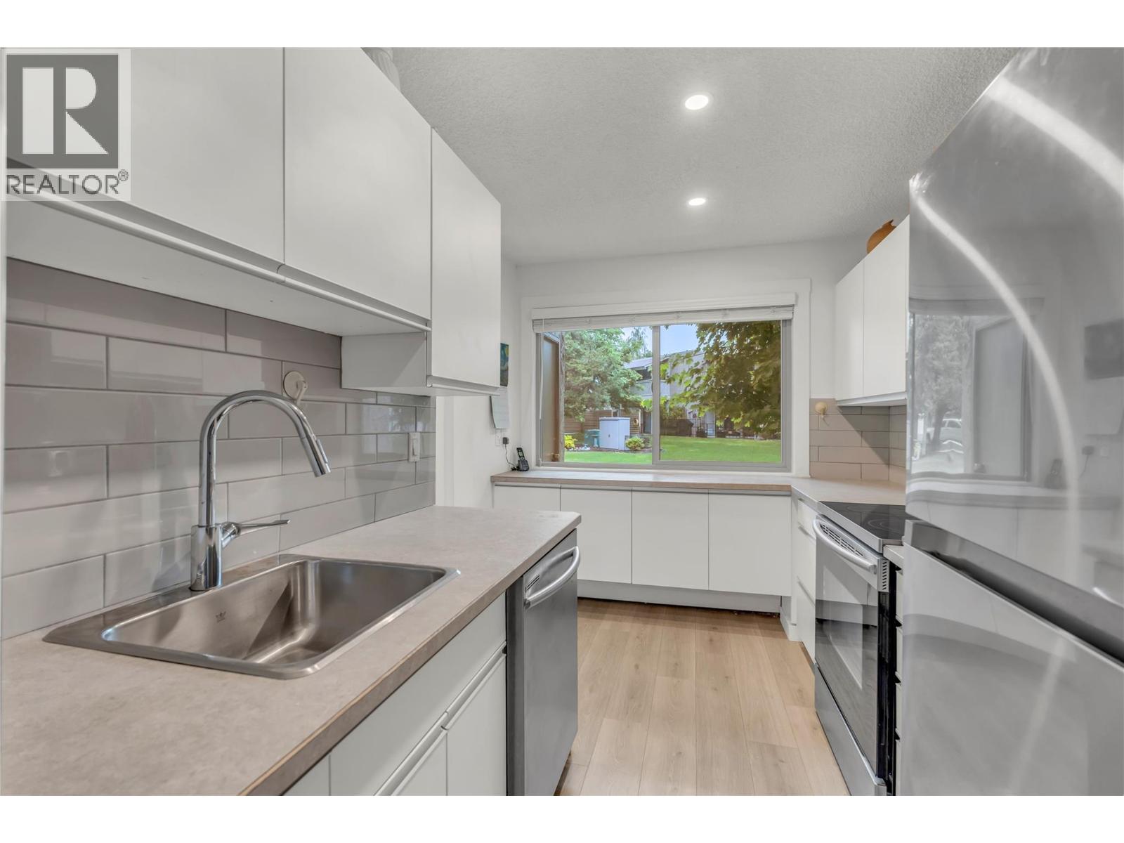 310 Yorkton Avenue Unit# 13, Penticton, British Columbia  V2A 6Z8 - Photo 8 - 10387630