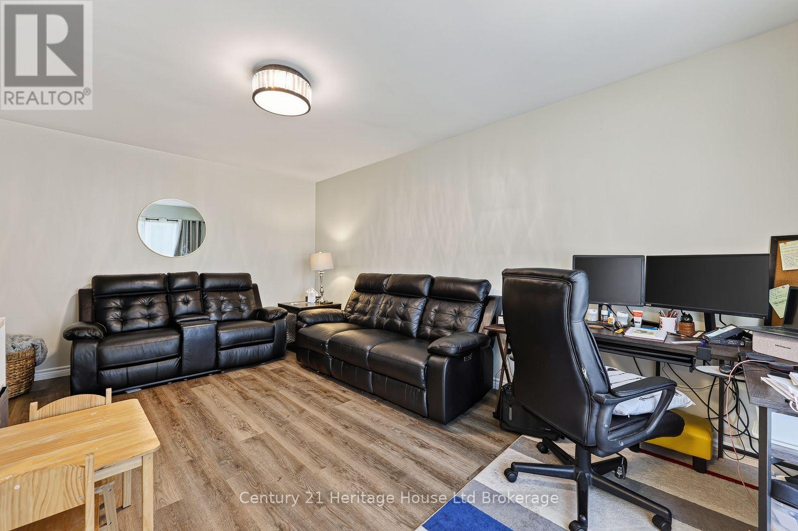 138 Lyndale Crescent, Woodstock, Ontario  N4S 7S9 - Photo 13 - X13651122