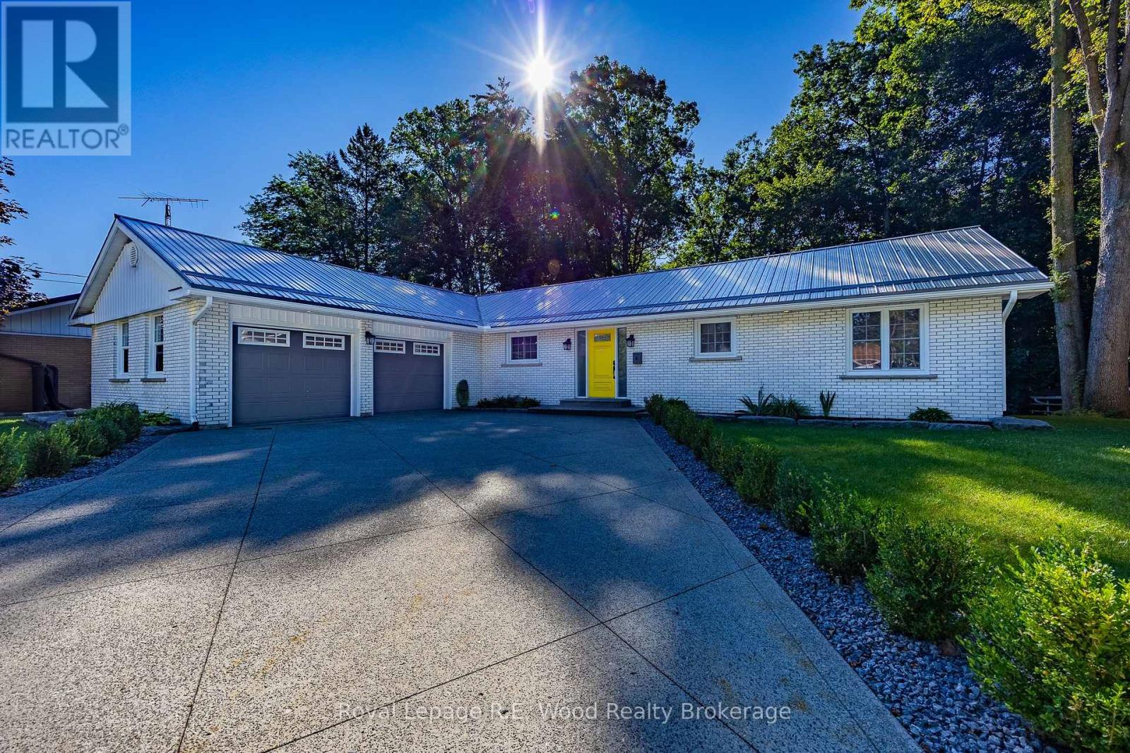 6 HIGHLAND DRIVE, Tillsonburg, Ontario