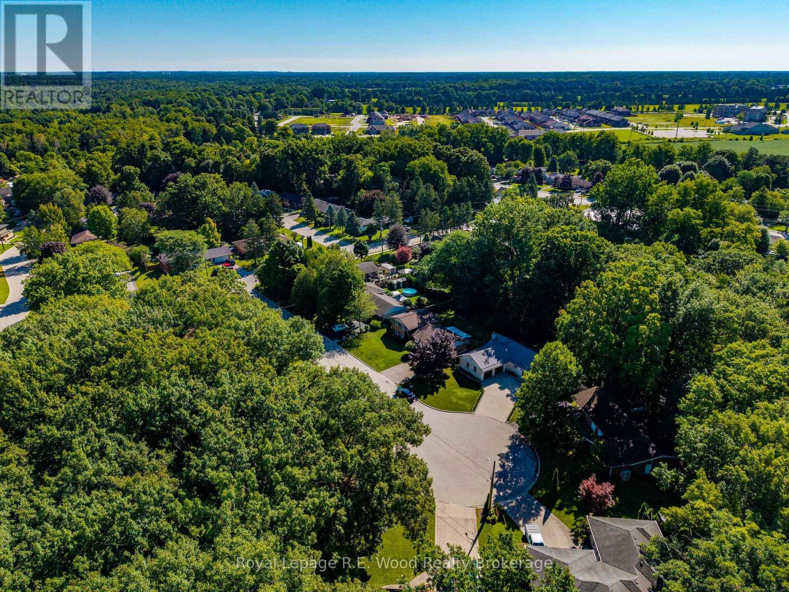 6 Highland Drive, Tillsonburg, Ontario  N4G 2E9 - Photo 32 - X13651170