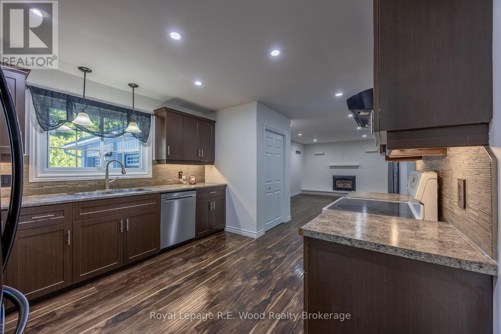6 Highland Drive, Tillsonburg, Ontario  N4G 2E9 - Photo 6 - X13651170
