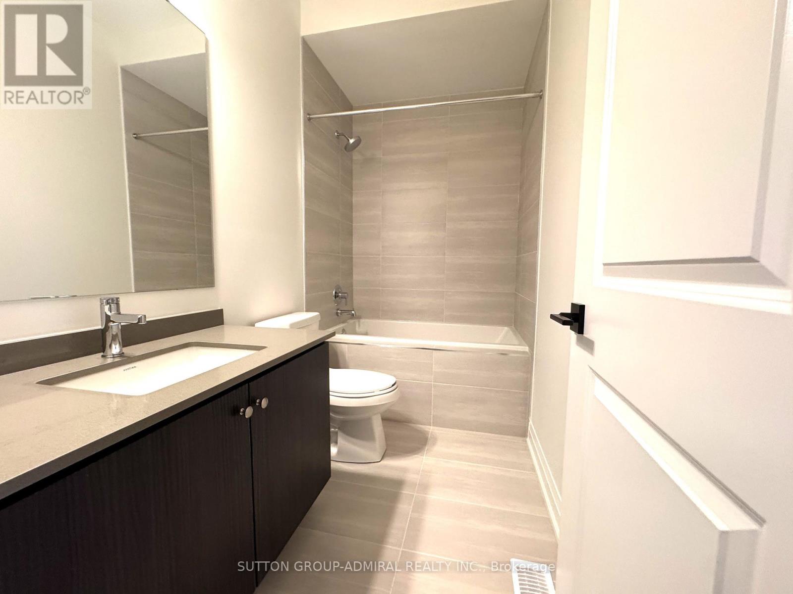 16 Donnacona Drive, Vaughan, Ontario  L4H 5L6 - Photo 24 - N13650198