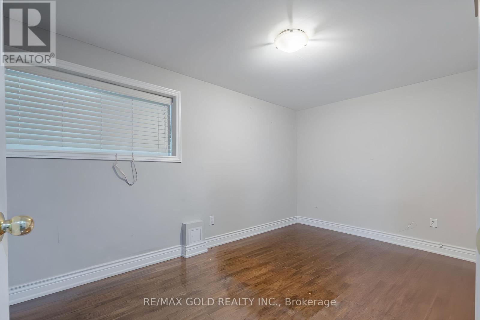 141 Whitwell Drive, Brampton, Ontario  L6P 1L2 - Photo 35 - W13647656