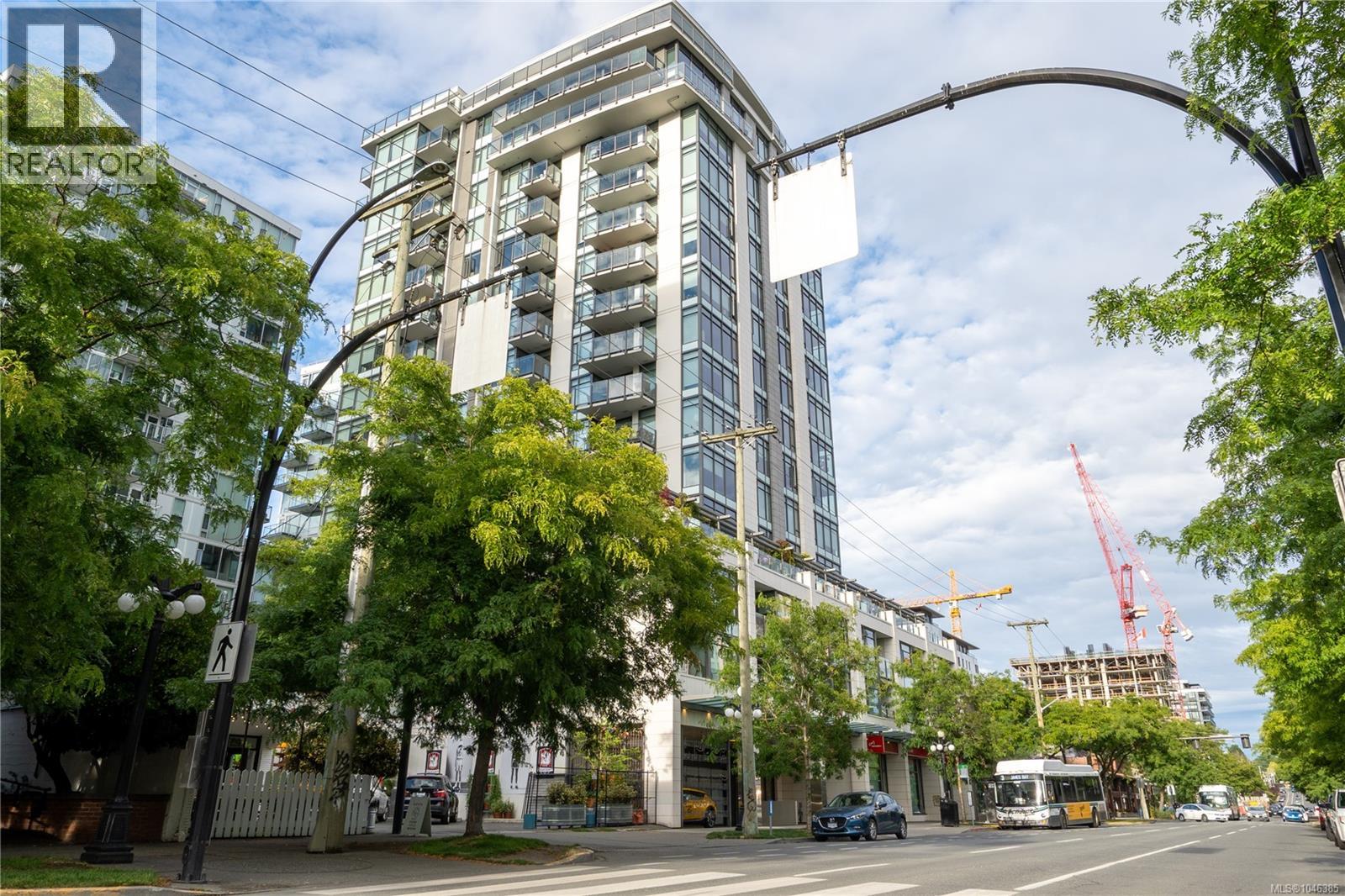 806 960 Yates St, Victoria, British Columbia