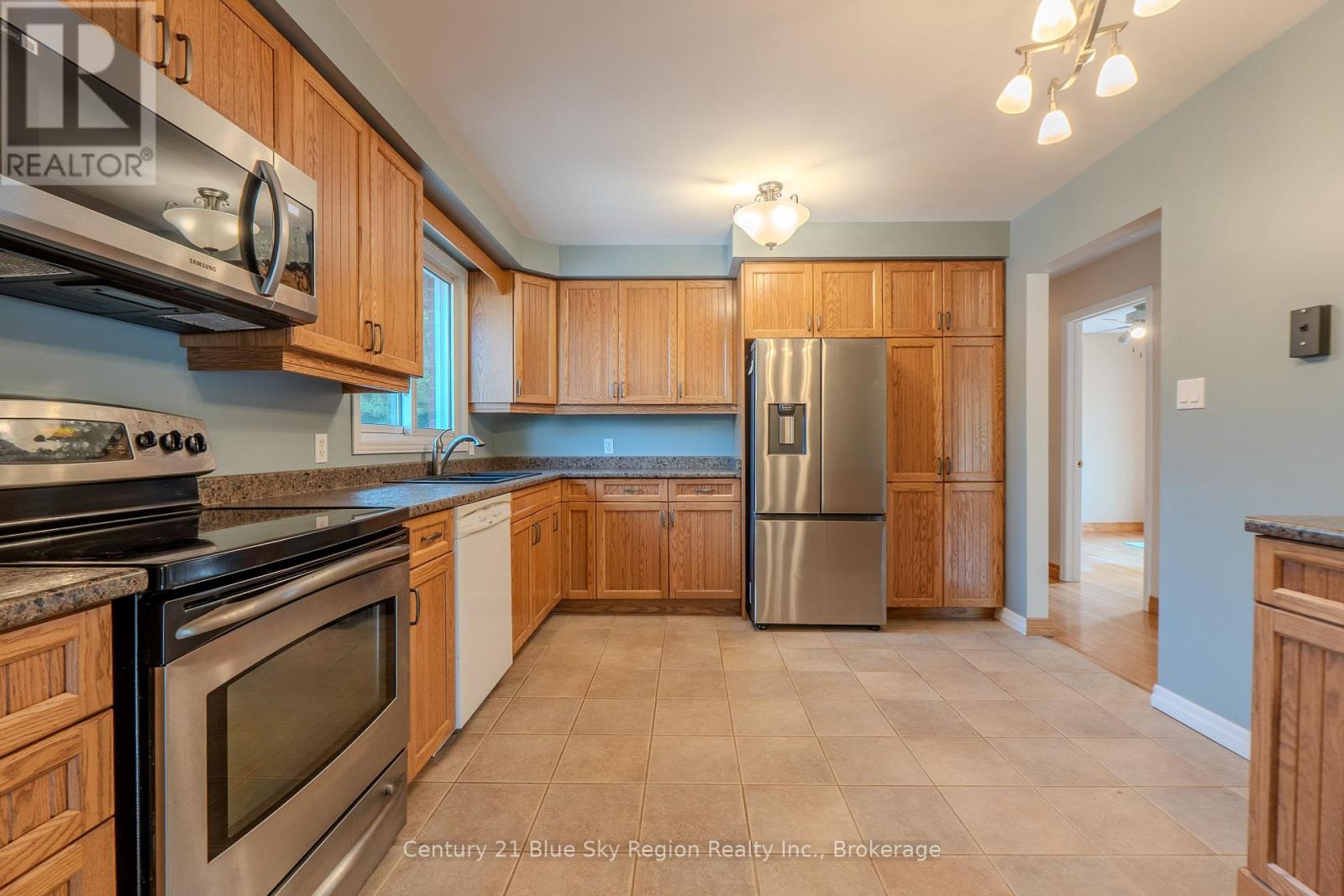 162 Greenhill Avenue, North Bay, Ontario  P1C 1H8 - Photo 9 - X13651196