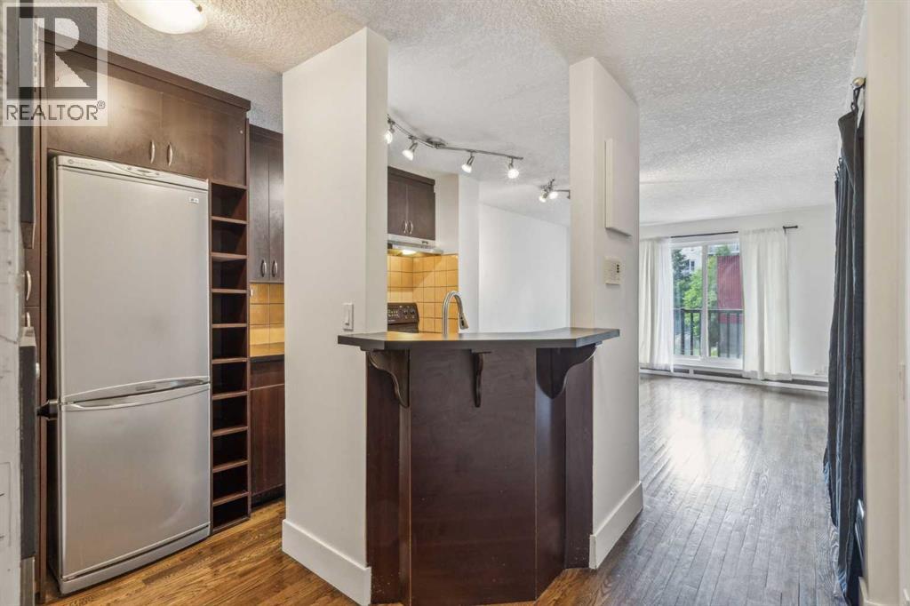 301, 1530 16 Avenue SW, Calgary, Alberta  T3C 0Z8 - Photo 6 - A2335505
