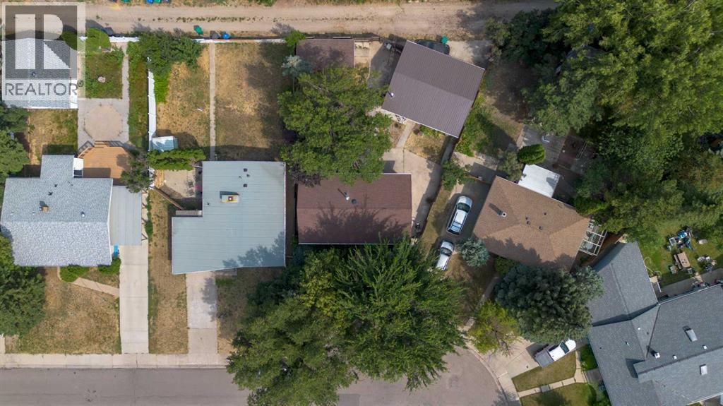 1005 17 Street N, Lethbridge, Alberta  T1H 3E3 - Photo 45 - A2332878