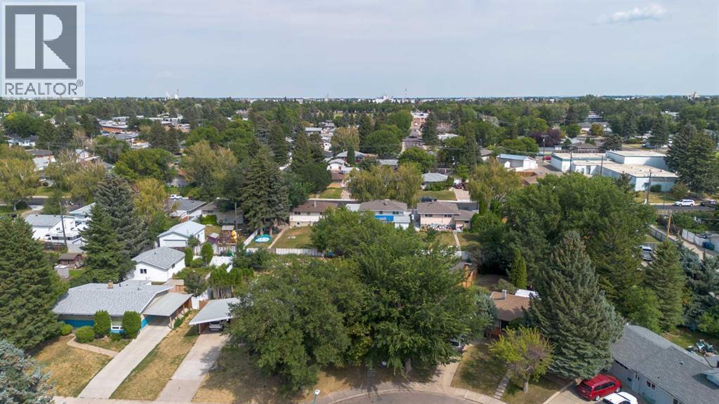 1005 17 Street N, Lethbridge, Alberta  T1H 3E3 - Photo 47 - A2332878