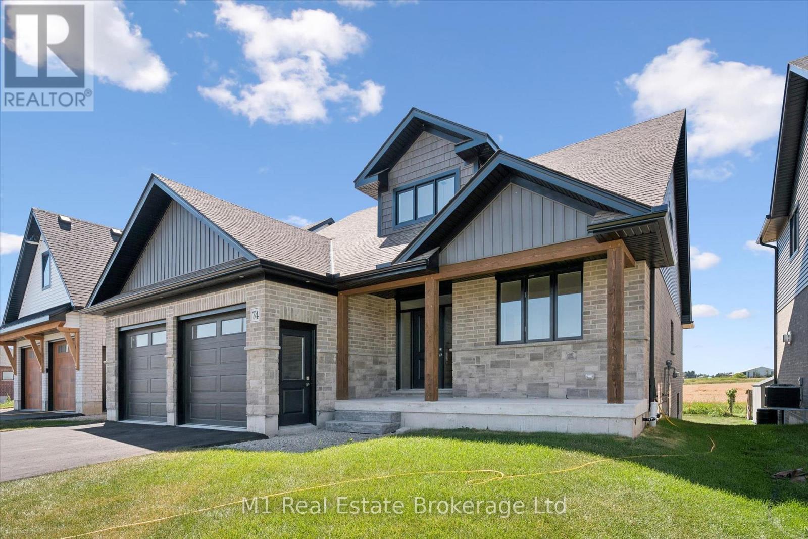 74 Bedell Drive, Mapleton, Ontario  N0G 1P0 - Photo 2 - X13651116