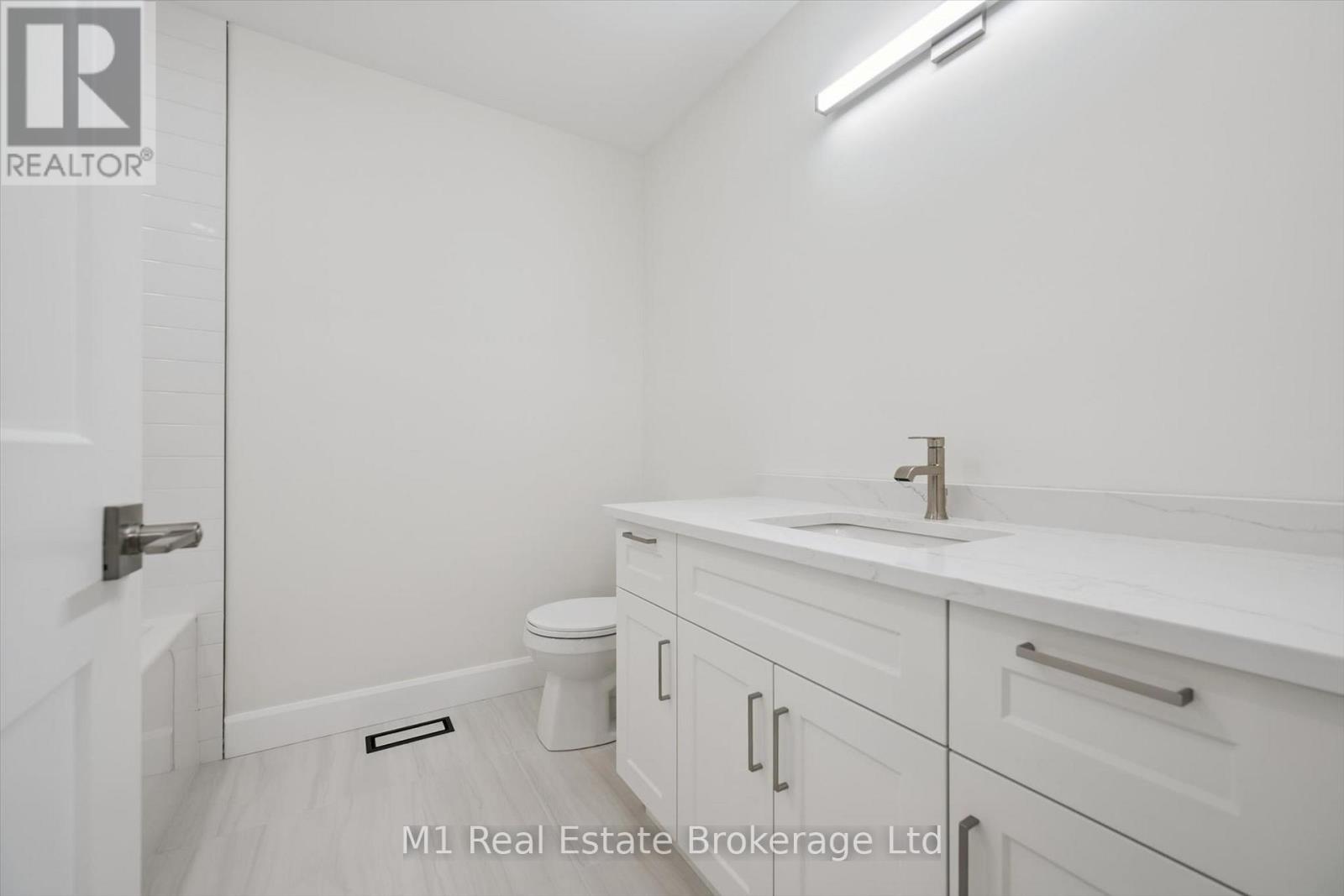 74 Bedell Drive, Mapleton, Ontario  N0G 1P0 - Photo 47 - X13651116
