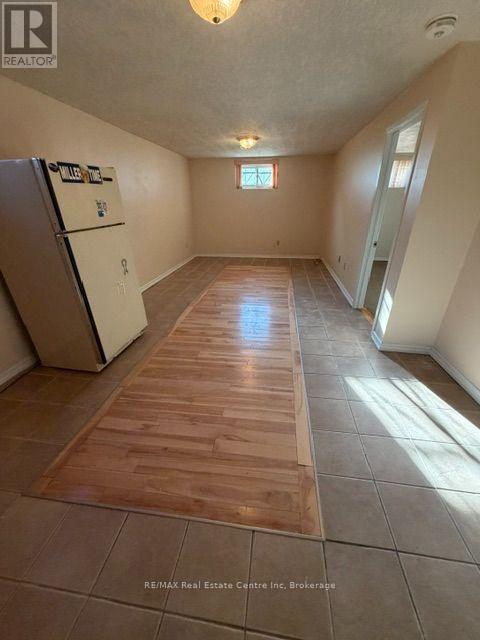22 Calais Place W, Kitchener, Ontario N2M 5M1 - Photo 5 - X13651150