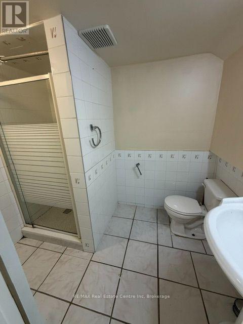 22 Calais Place E, Waterloo, Ontario N2M 5M1 - Photo 6 - X13651364