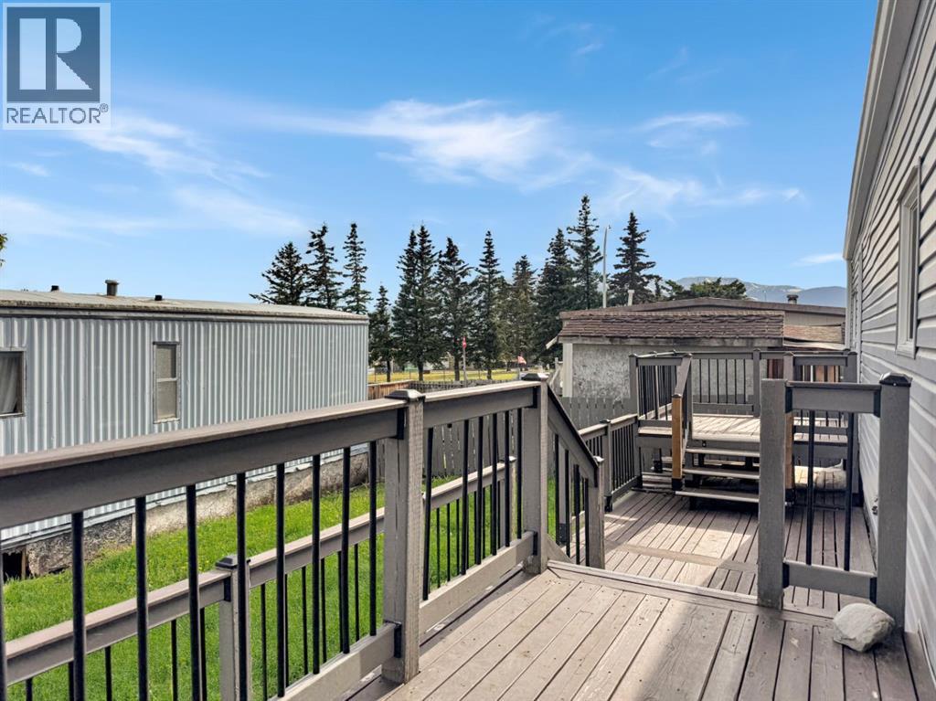 69 Shand Trailer Court, Grande Cache, Alberta  T0E 0Y0 - Photo 4 - A2322957