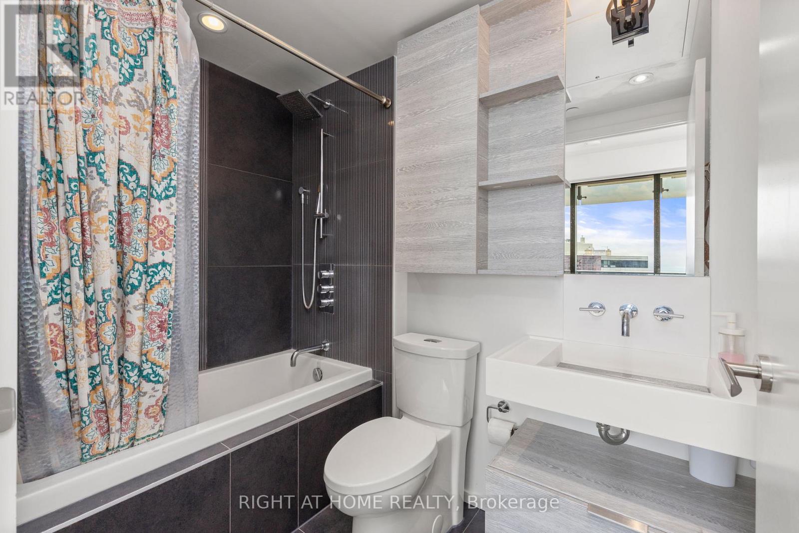 3105 - 5 St Joseph Street, Toronto, Ontario  M4Y 1J6 - Photo 16 - C13651200