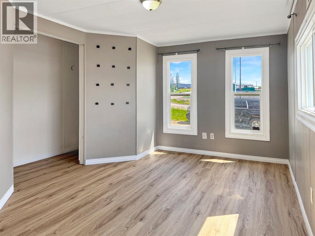 69 Shand Trailer Court, Grande Cache, Alberta  T0E 0Y0 - Photo 13 - A2322957