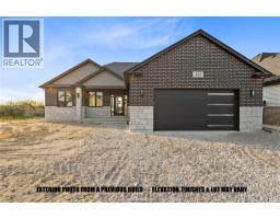 43 Bloomington Way, Chatham, Ontario