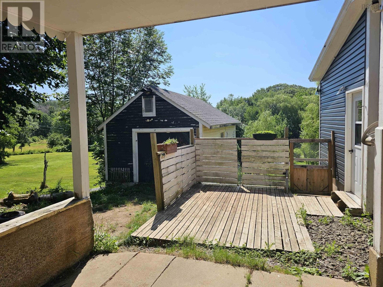 67 Lawrencetown Lane, Lawrencetown, Nova Scotia  B0S 1M0 - Photo 3 - 202613179