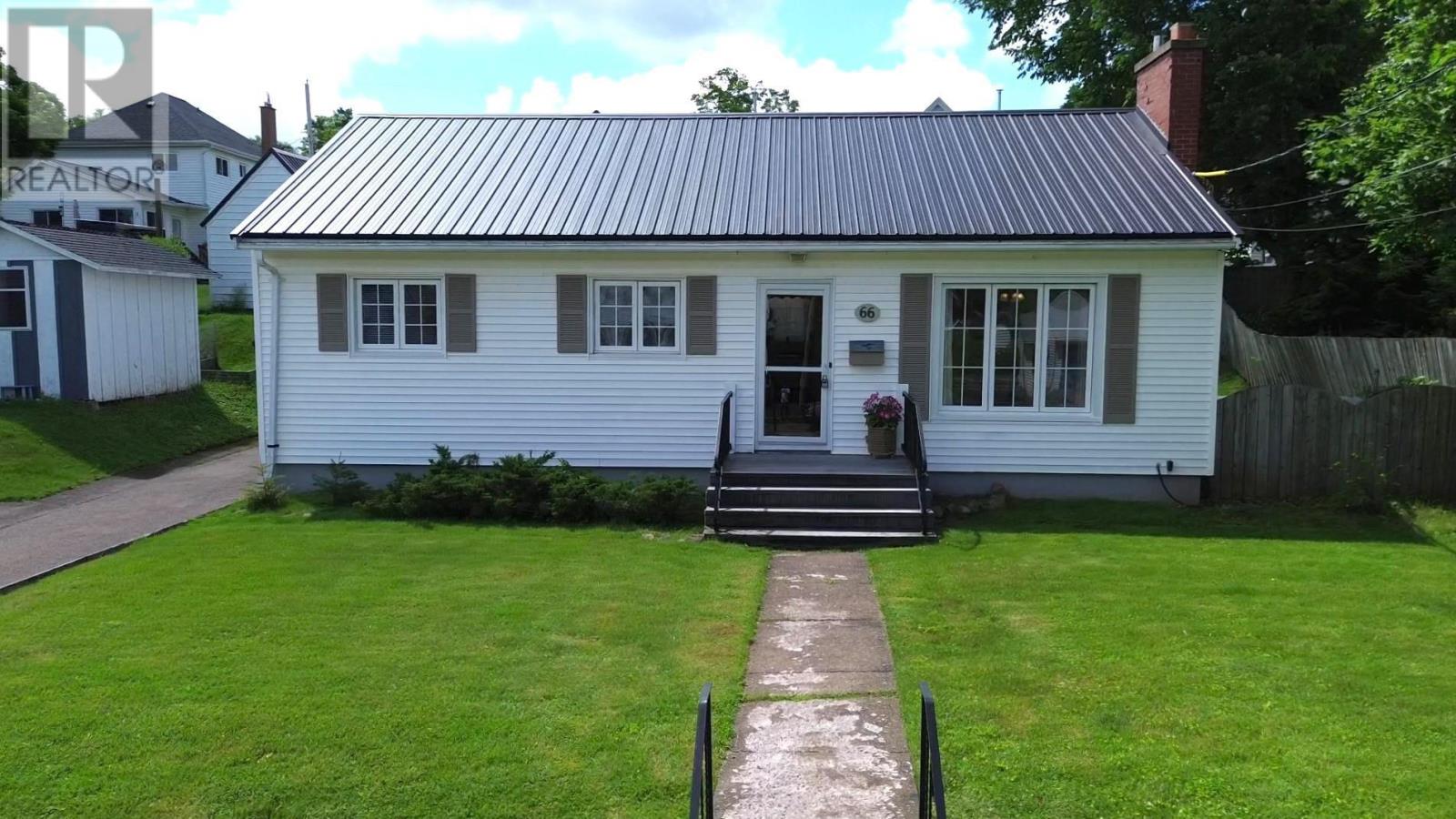 66 Melrose Terrace, Truro, Nova Scotia  B2N 1W4 - Photo 2 - 202615981