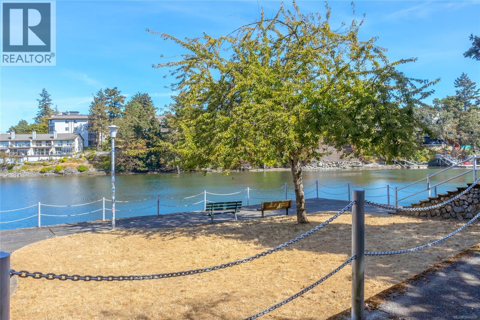 367 Vincent Ave, Saanich, British Columbia  V9A 2G8 - Photo 69 - 1040891