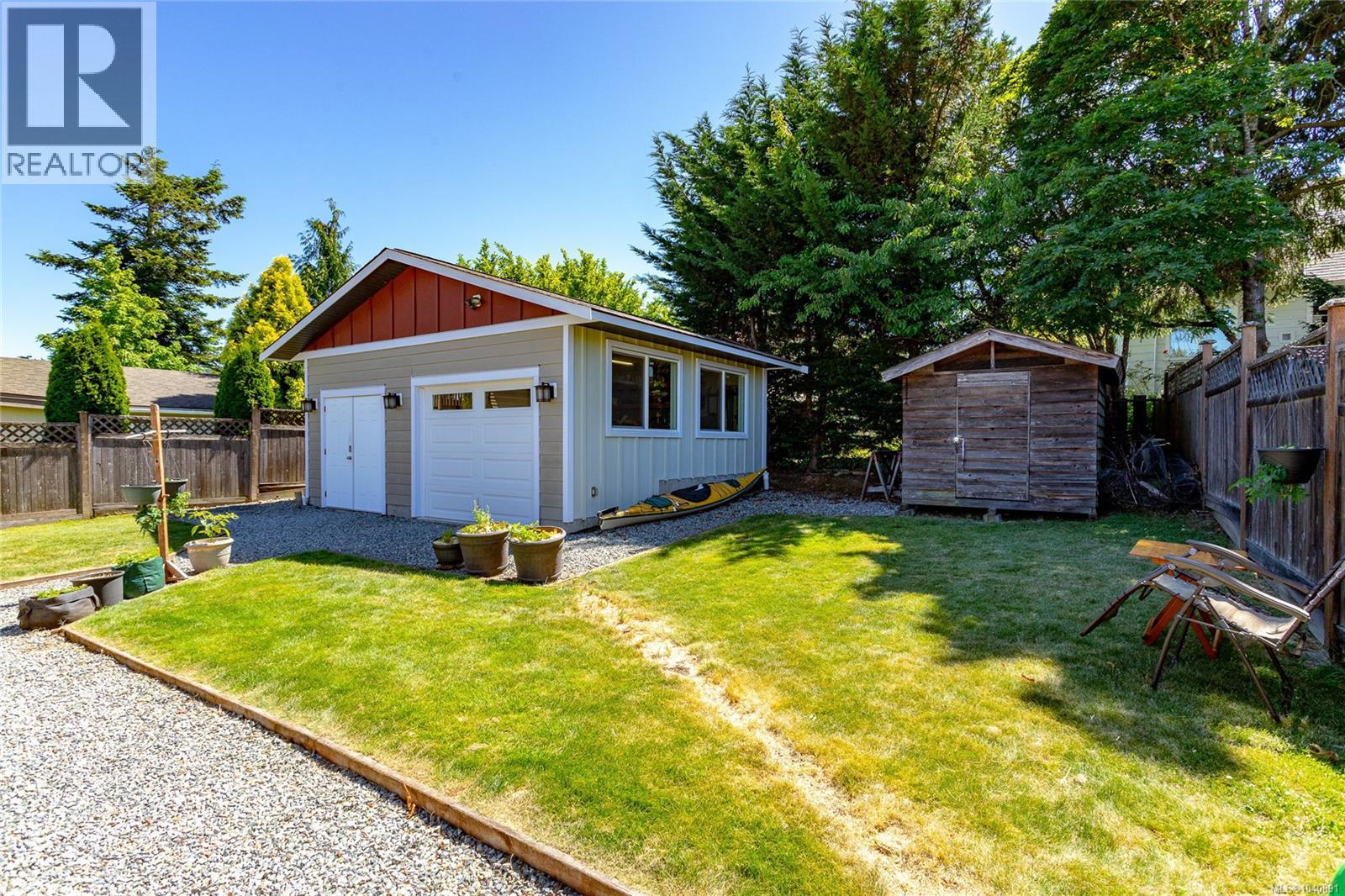 367 Vincent Ave, Saanich, British Columbia  V9A 2G8 - Photo 57 - 1040891