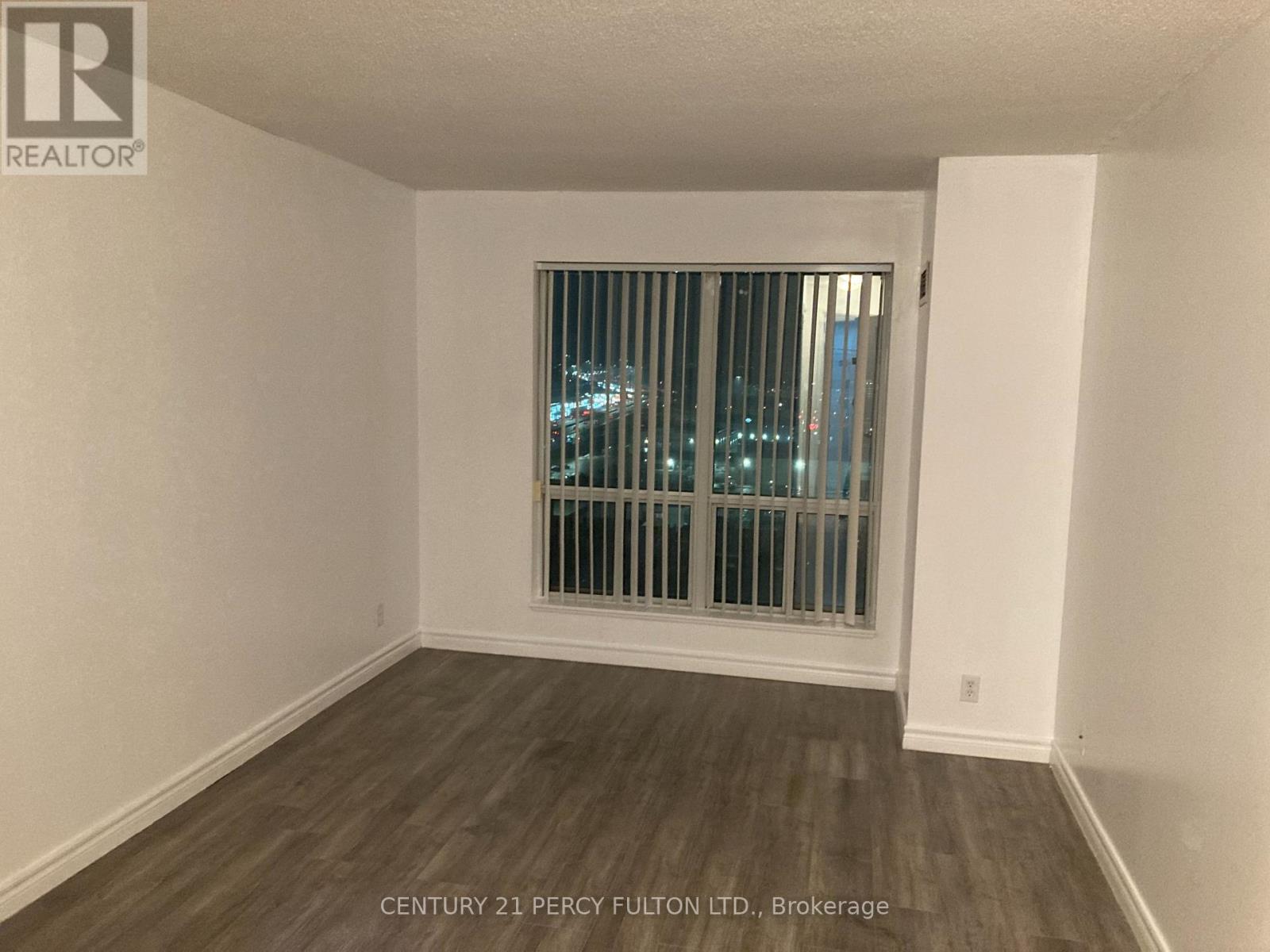 2010 - 11 Lee Centre Drive, Toronto (Woburn), Ontario  M1H 3J5 - Photo 10 - E13651090