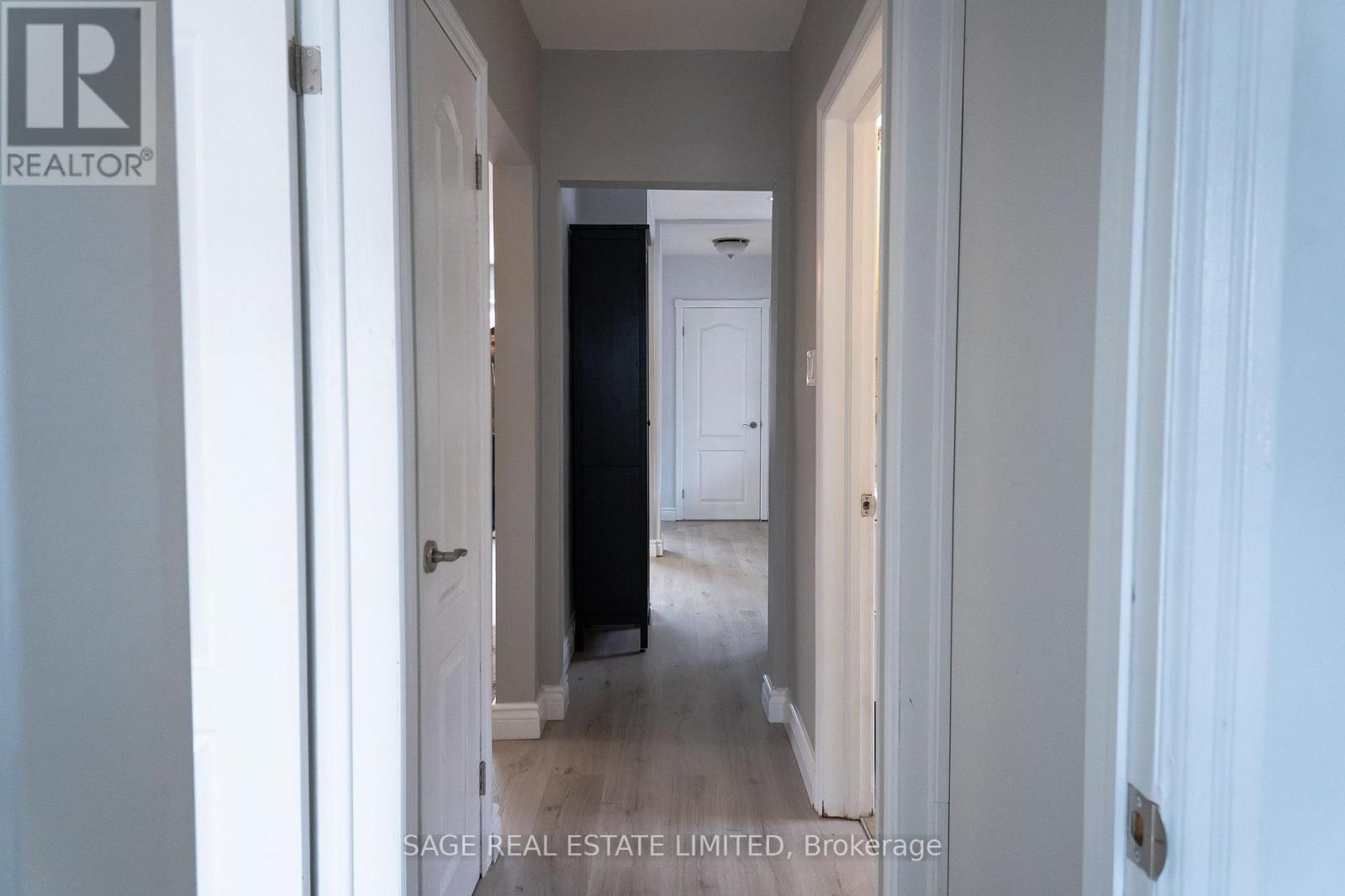 Main Floor - 37 Tiago Avenue, Toronto, Ontario  M4B 1Z9 - Photo 15 - E13651124