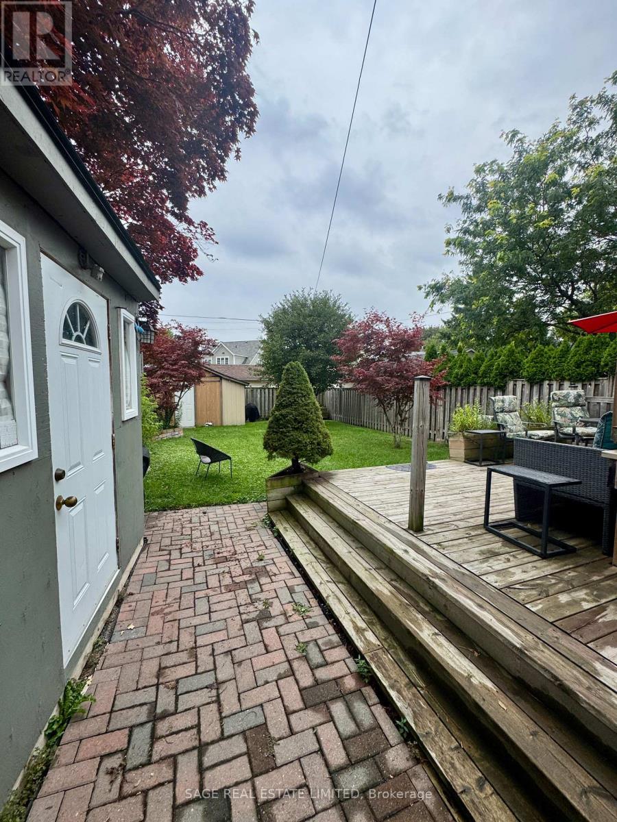 Main Floor - 37 Tiago Avenue, Toronto, Ontario  M4B 1Z9 - Photo 17 - E13651124