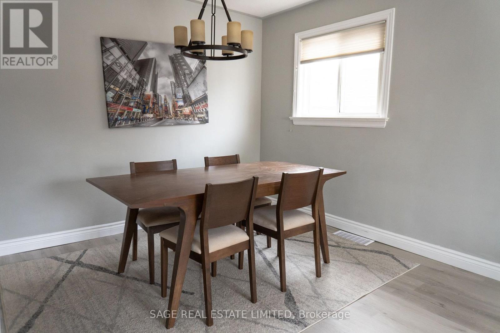 Main Floor - 37 Tiago Avenue, Toronto, Ontario  M4B 1Z9 - Photo 5 - E13651124
