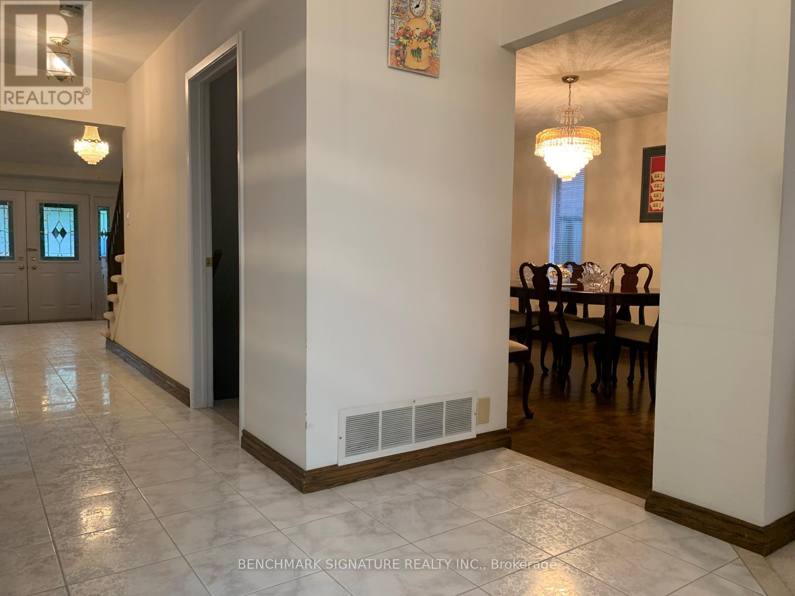 31 Melva Crescent, Toronto (Agincourt North), Ontario  M1V 1A4 - Photo 10 - E13651134