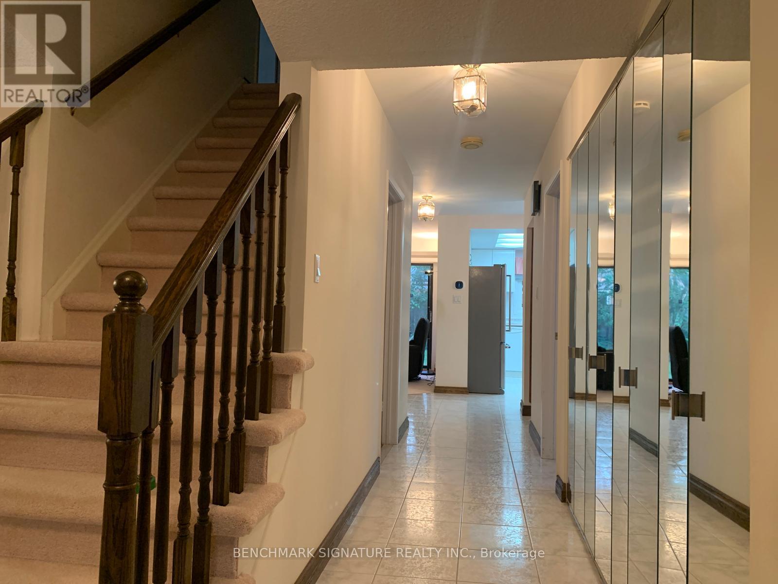 31 Melva Crescent, Toronto (Agincourt North), Ontario  M1V 1A4 - Photo 3 - E13651134