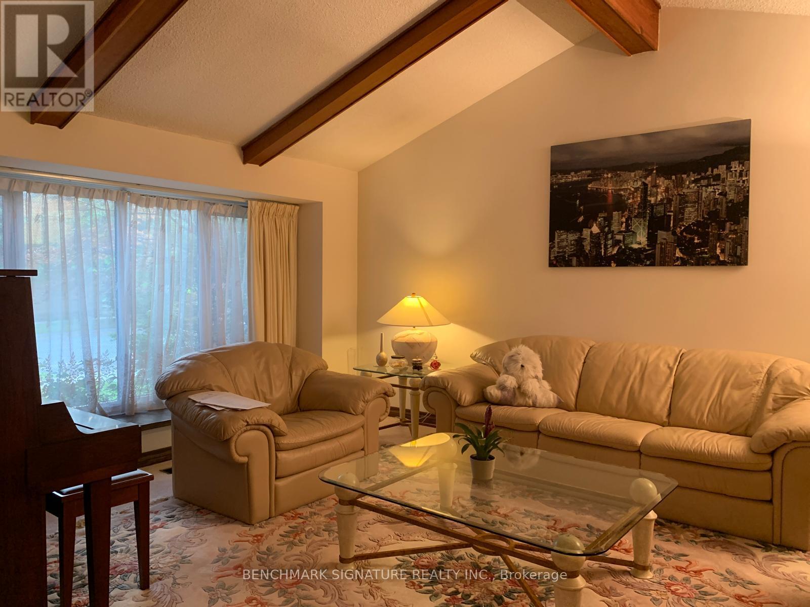 31 Melva Crescent, Toronto (Agincourt North), Ontario  M1V 1A4 - Photo 4 - E13651134