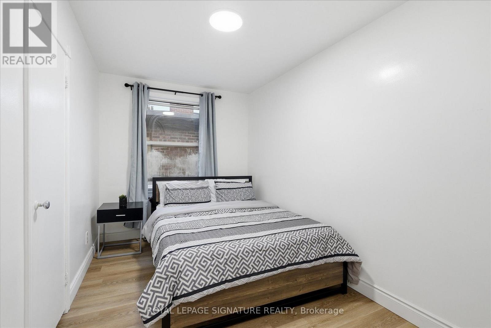 2479 Queen Street E, Toronto (The Beaches), Ontario  M4E 1H8 - Photo 12 - E13651138