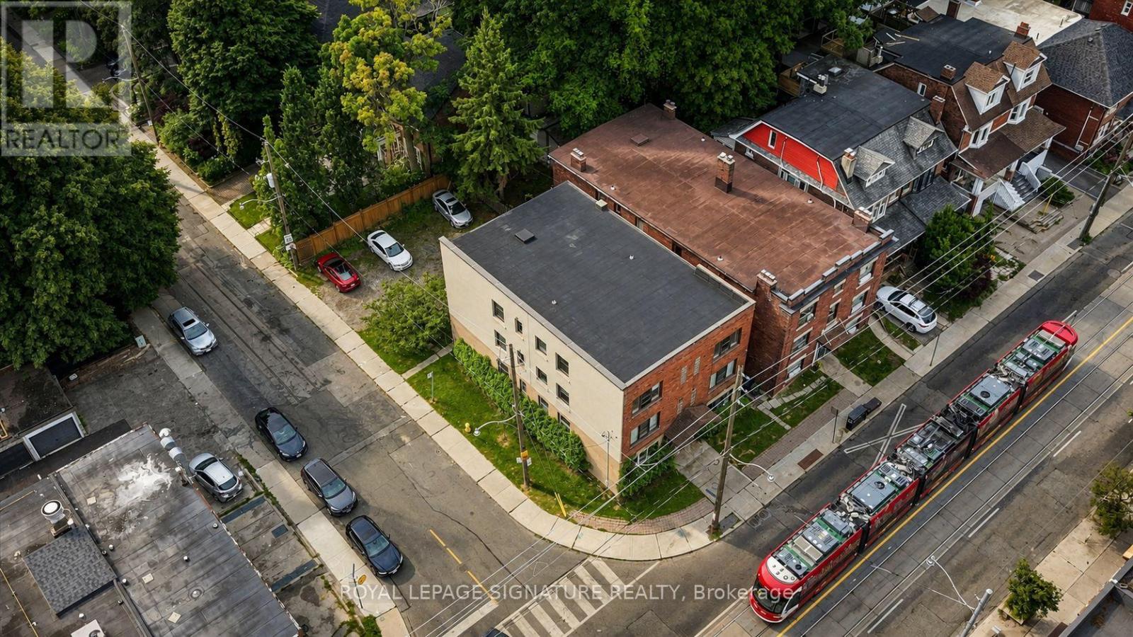 2479 Queen Street E, Toronto (The Beaches), Ontario  M4E 1H8 - Photo 19 - E13651138
