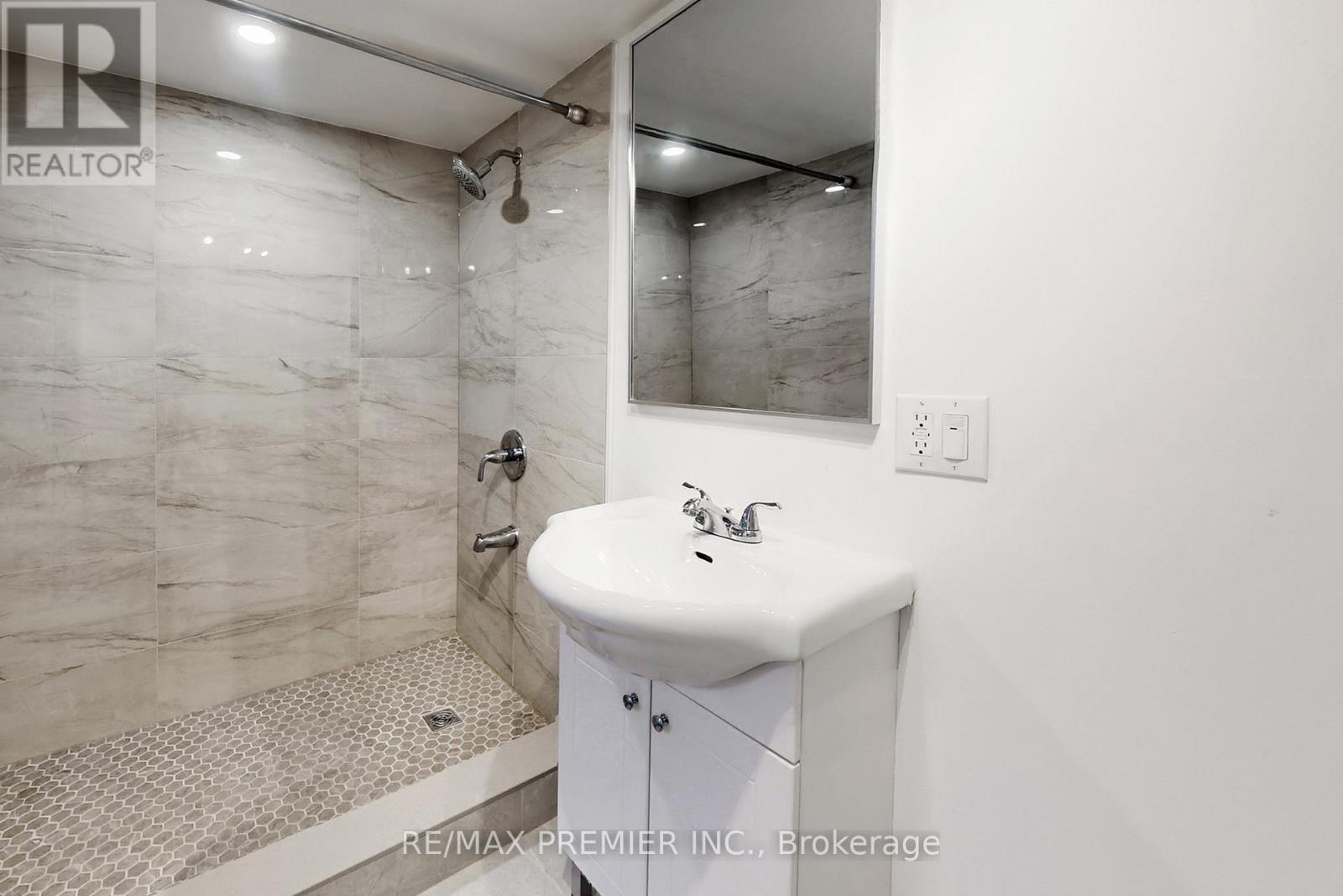 Basement - 47 Amsterdam Avenue, Toronto (O'connor-Parkview), Ontario  M4B 2B9 - Photo 12 - E13651344