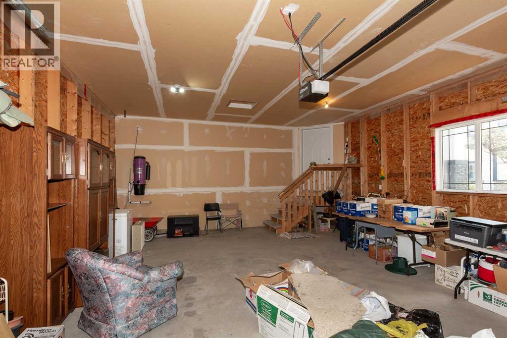 334 Mt Sunburst Way W, Lethbridge, Alberta  T1K 3J9 - Photo 33 - A2327277