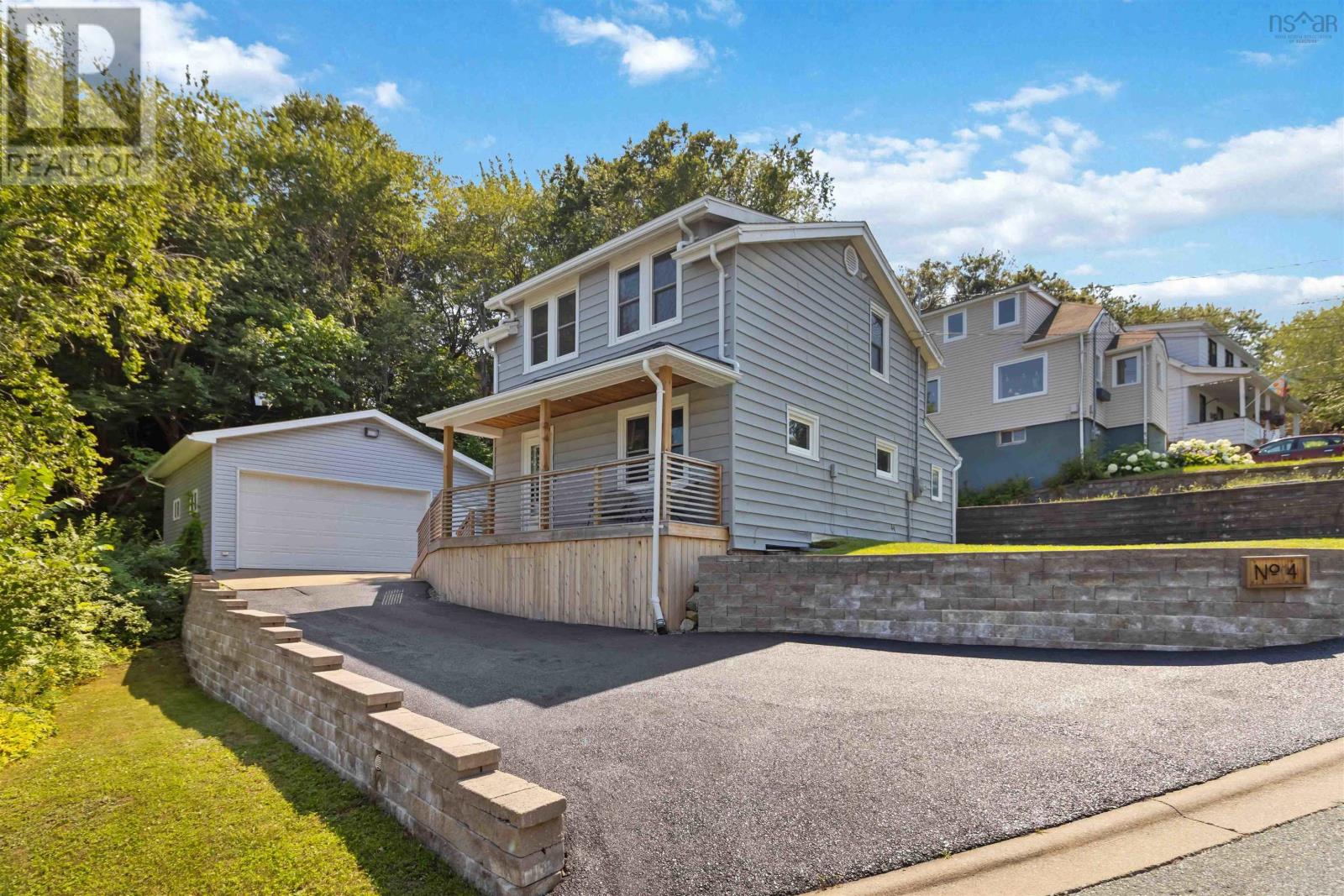 4 Maplewood Drive, Halifax, Nova Scotia  B3N 1C3 - Photo 1 - 202619903