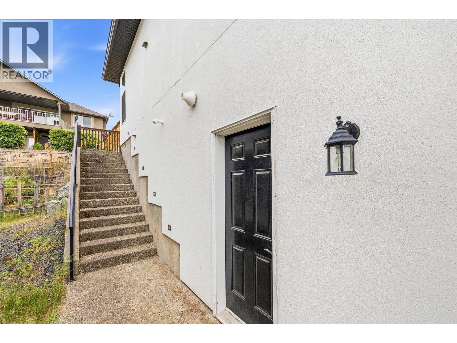 5027 France Court, Kelowna, British Columbia  V1W 4M4 - Photo 50 - 10388005