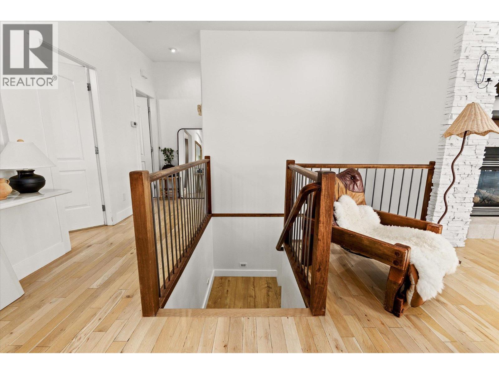 5027 France Court, Kelowna, British Columbia  V1W 4M4 - Photo 6 - 10388005