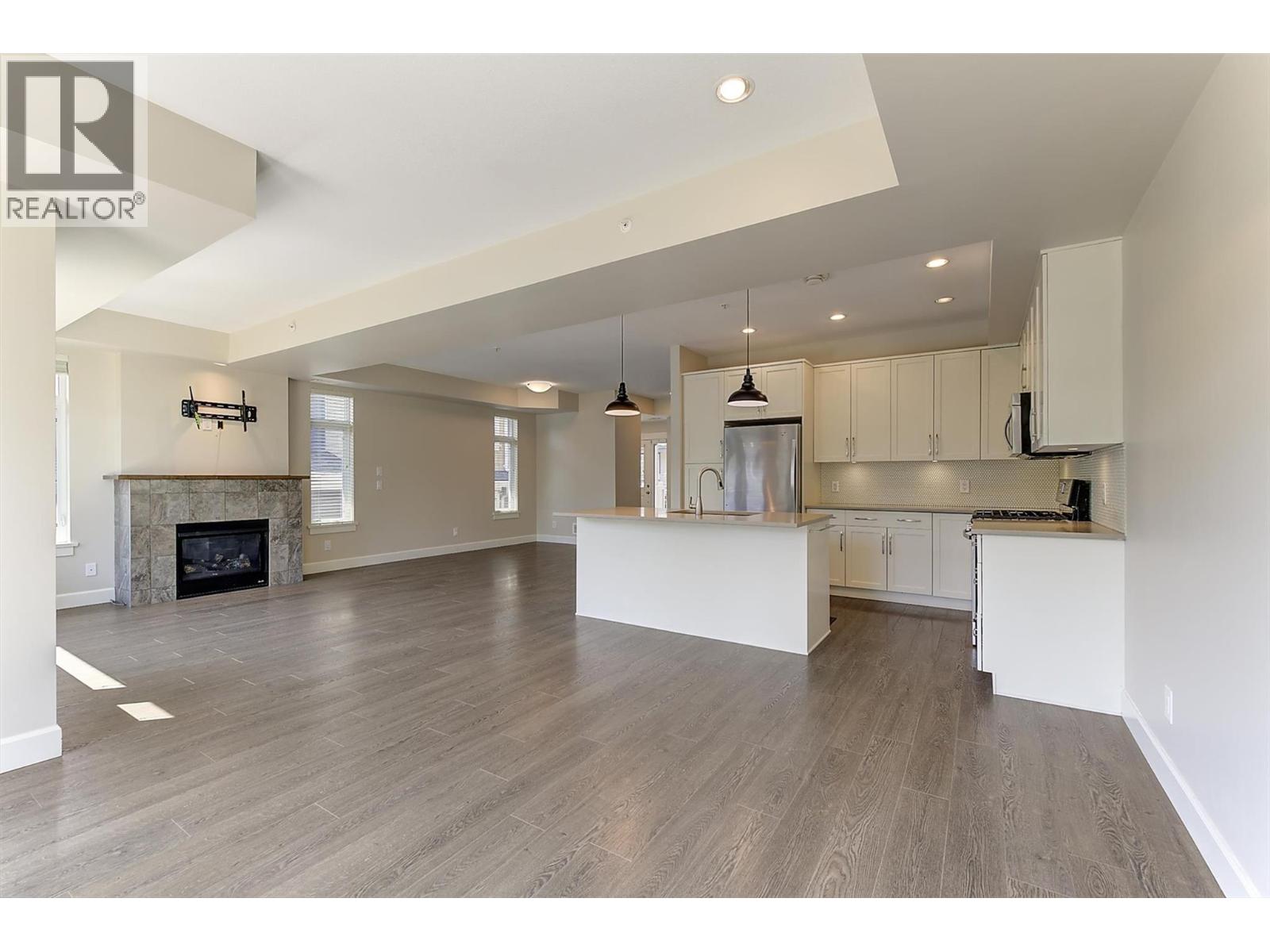 12850 Stillwater Court Unit# 11, Lake Country, British Columbia  V4V 2S9 - Photo 5 - 10394775