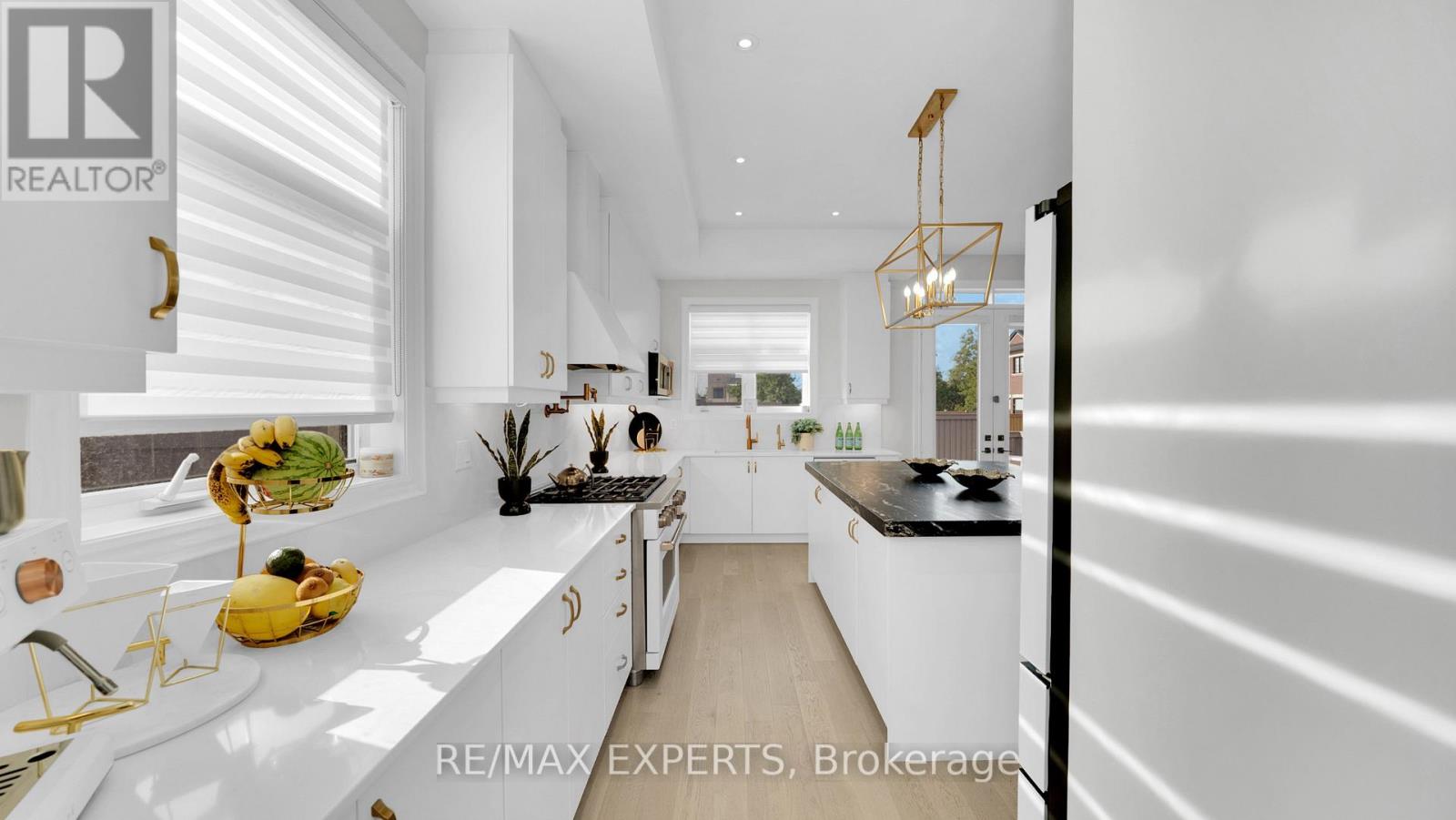 89 Rosshaven Crescent, Vaughan, Ontario  L4L 1A6 - Photo 9 - N13651352