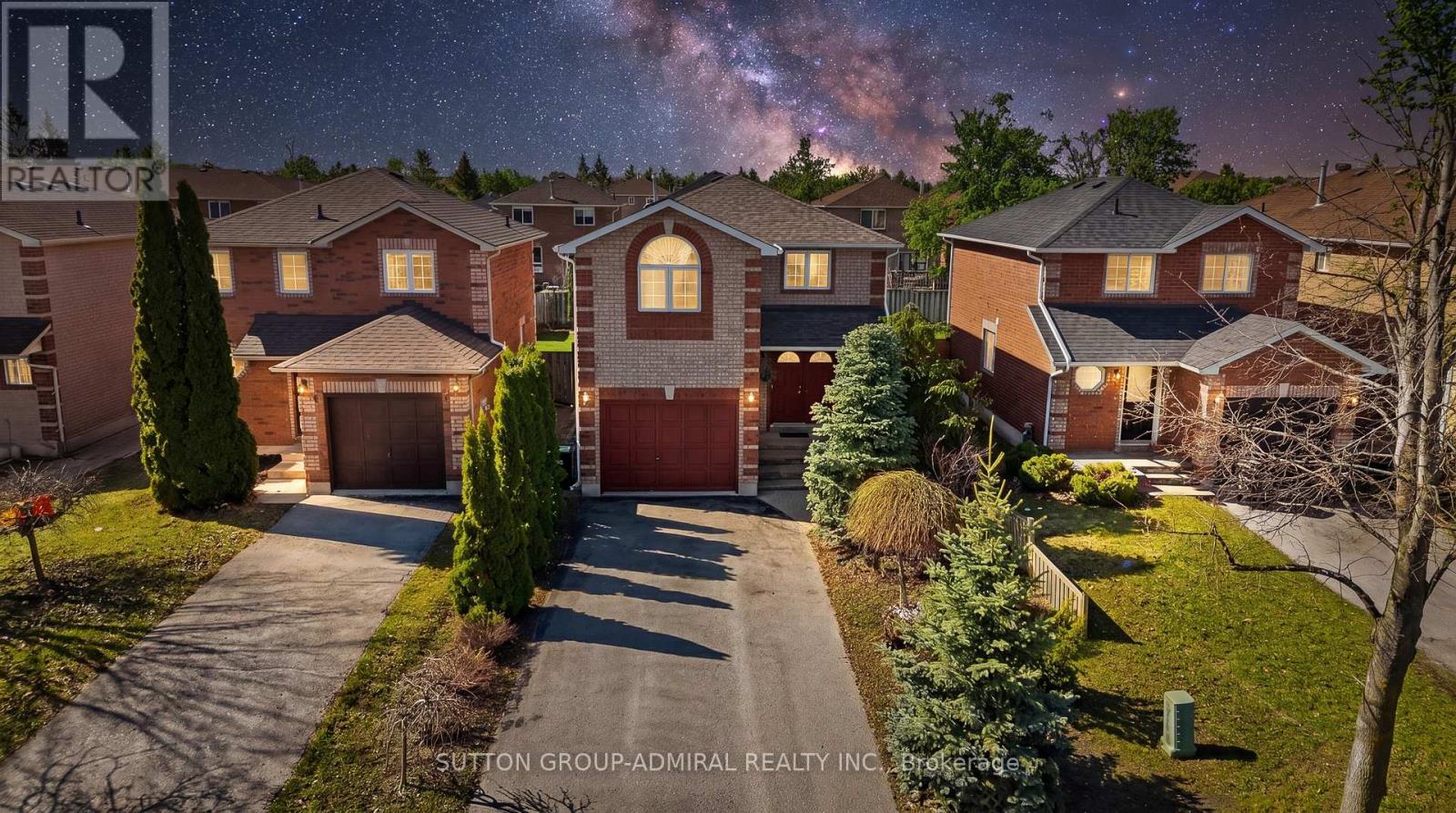 213 Tunbridge Road, Barrie (Georgian Drive), Ontario  L4M 6R6 - Photo 1 - S13651178