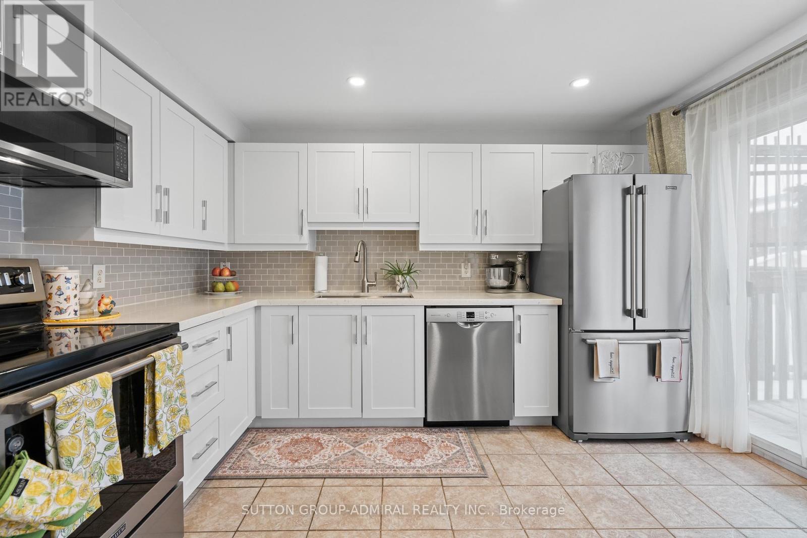 213 Tunbridge Road, Barrie (Georgian Drive), Ontario  L4M 6R6 - Photo 18 - S13651178