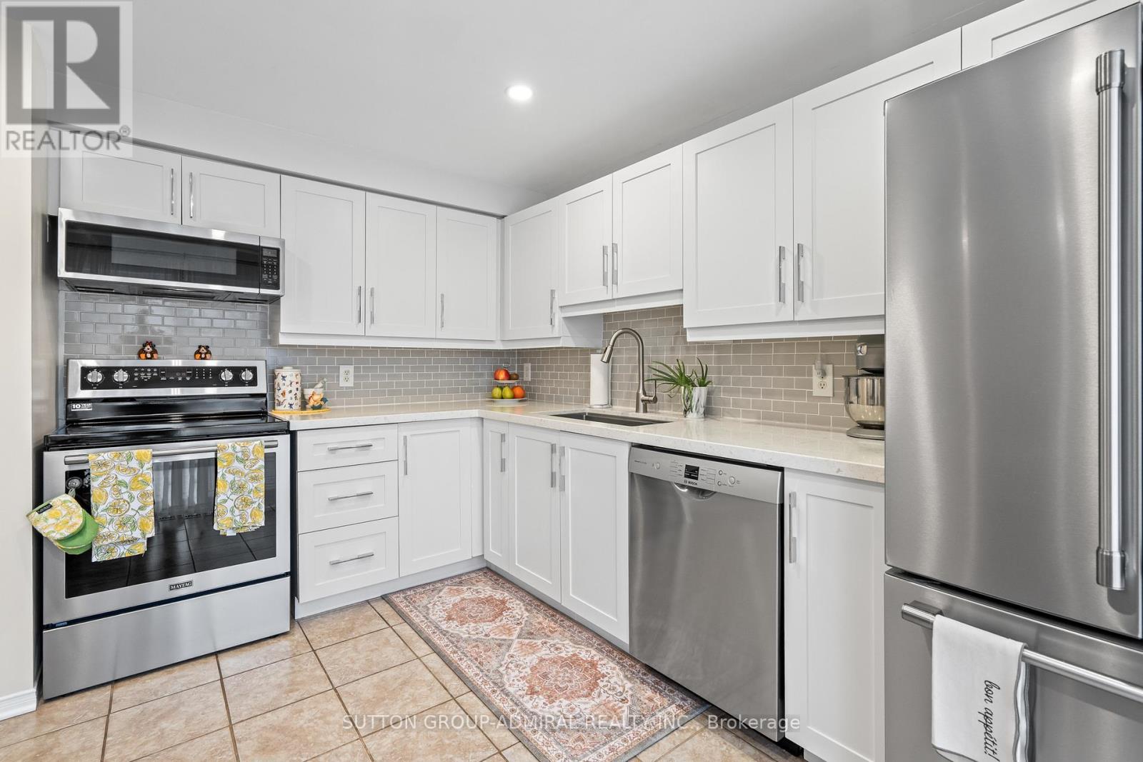 213 Tunbridge Road, Barrie (Georgian Drive), Ontario  L4M 6R6 - Photo 19 - S13651178