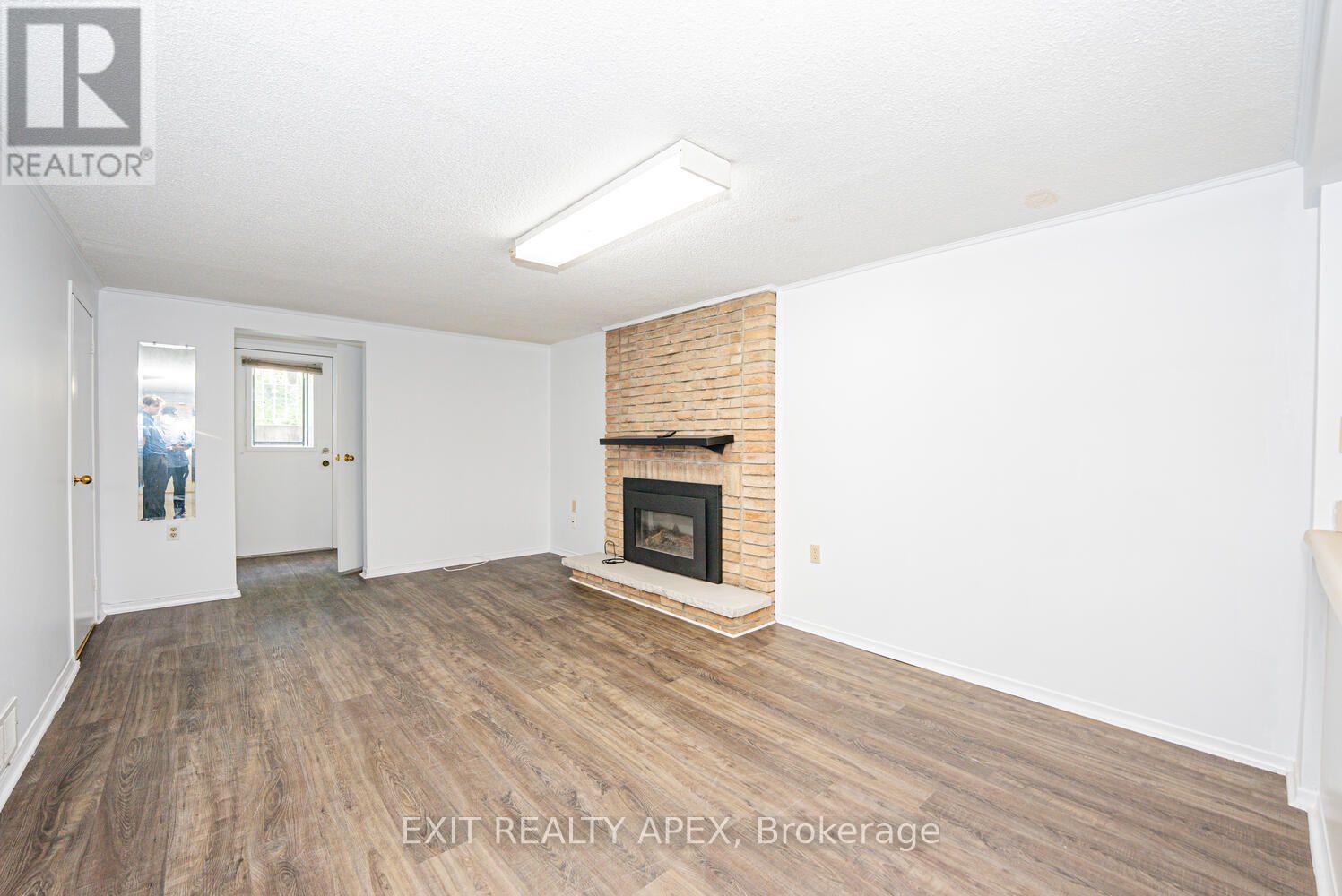 122 Centre Street N, Brampton, Ontario  L6V 2Z3 - Photo 30 - W13651096