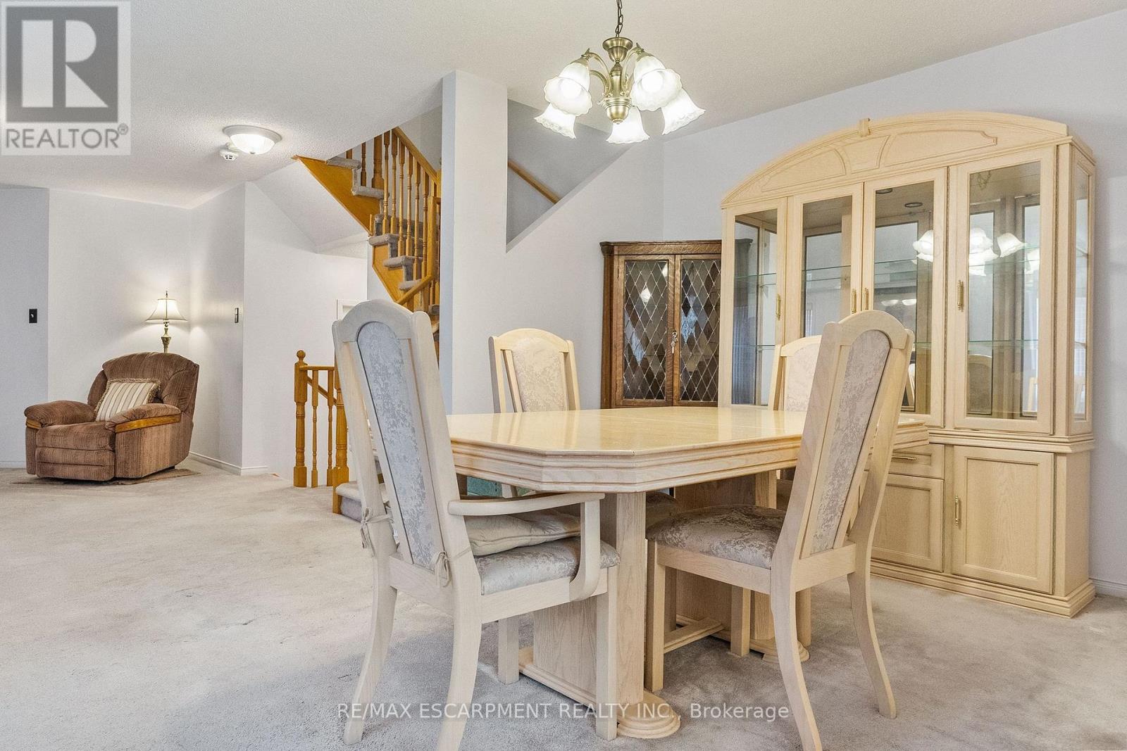 16 Whiteface Crescent, Brampton, Ontario  L6X 4W6 - Photo 8 - W13651106